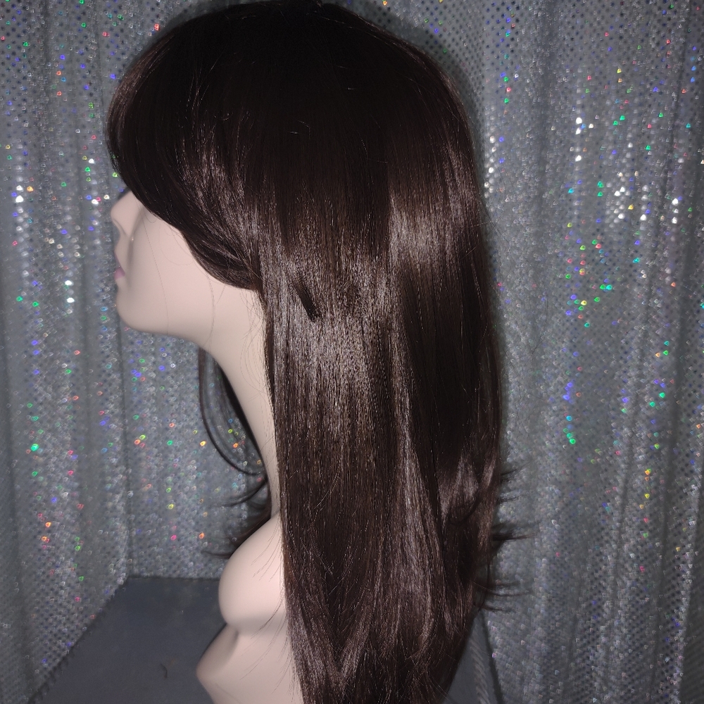 Wig - Picture 3 of 4